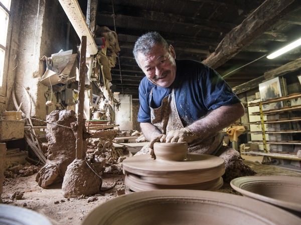 Fabrication de la Cassole à la Poterie Not, Mas Sainte-Puelle ©Ludovic Charles-ADT de l'Aude