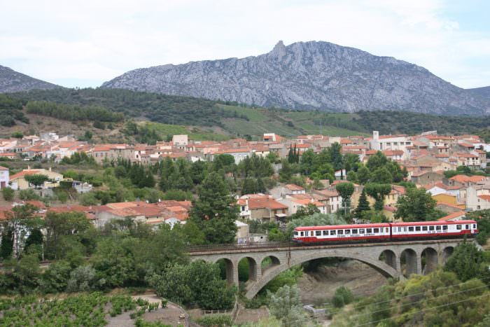 Découverte en Haute-Vallée à bord du Train Rouge Pays Cathare ©SATPCF