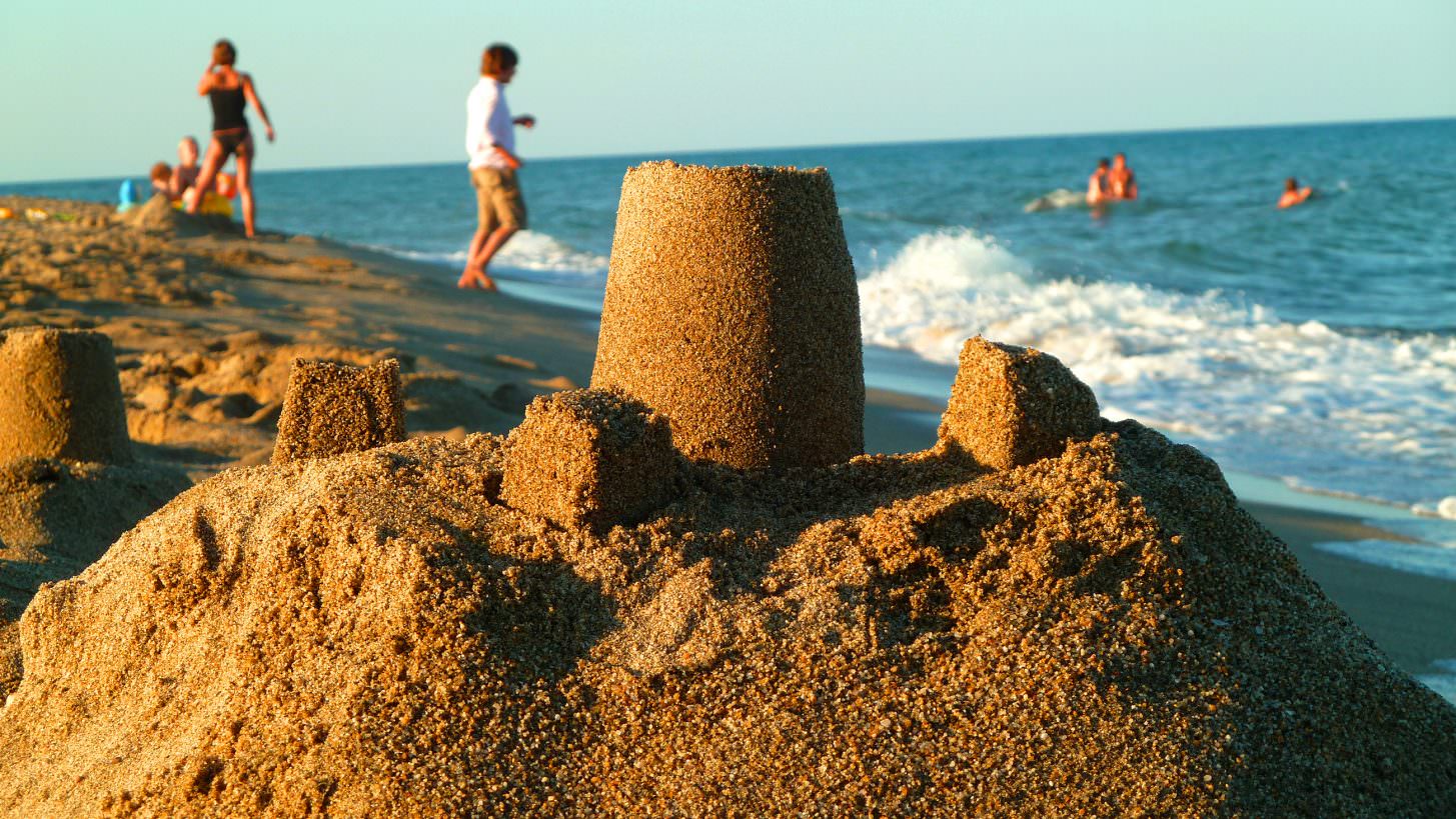 chateau sable plage