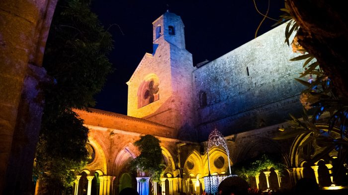 L'abbaye de Fontfroide la nuit ©Céline Deschamps