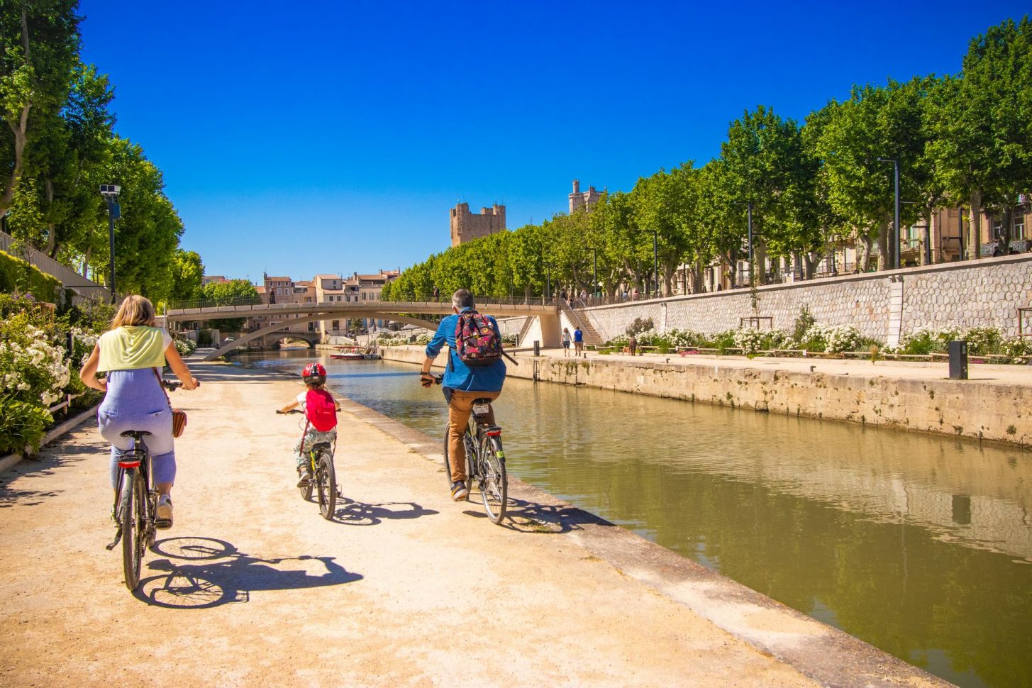 Balade à vélo le long du Canal du Midi ©Céline Deschamps-ADT de l'Aude