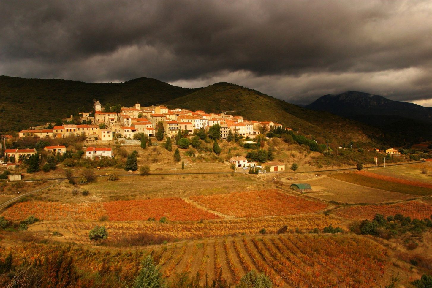 Cucugnan, village