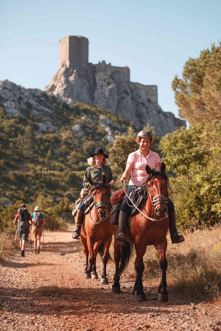 Randonnée à cheval sur le Sentier Cathare ©Vincent Photographie-ADT de l'Aude