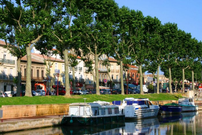 les bains dans l aude en 4 lettres