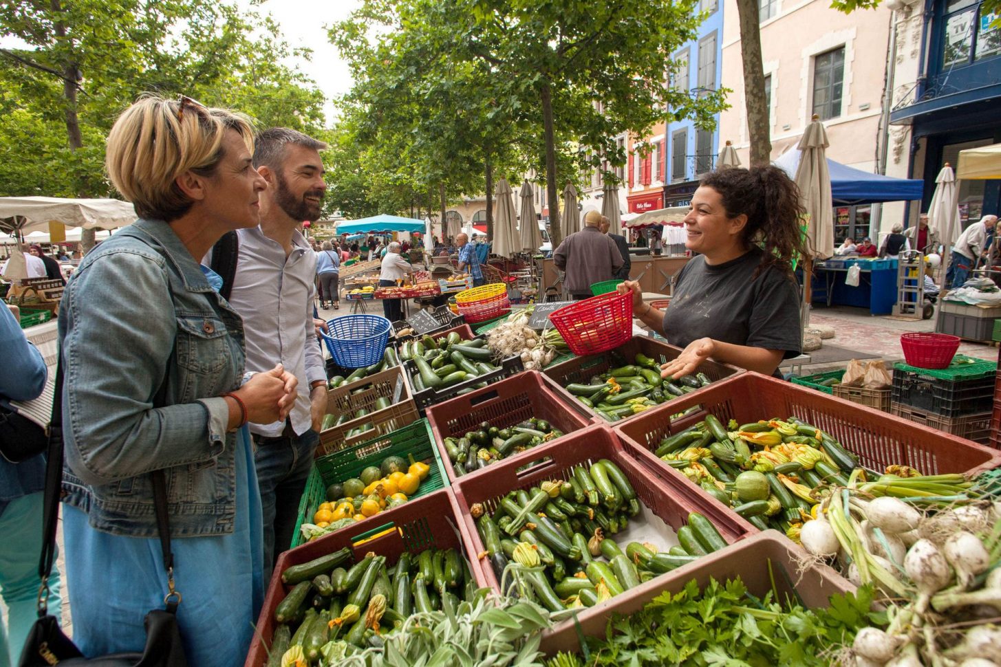 le marché, place Carnot à Carcassonne