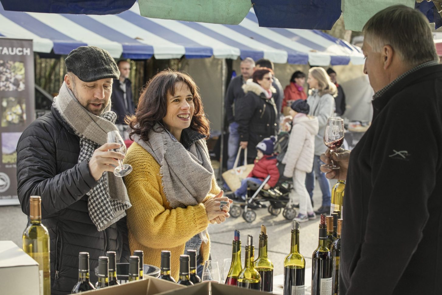 Foire au gras à Belpech, dégustation de vin ©Igbfolio-ADT Aude