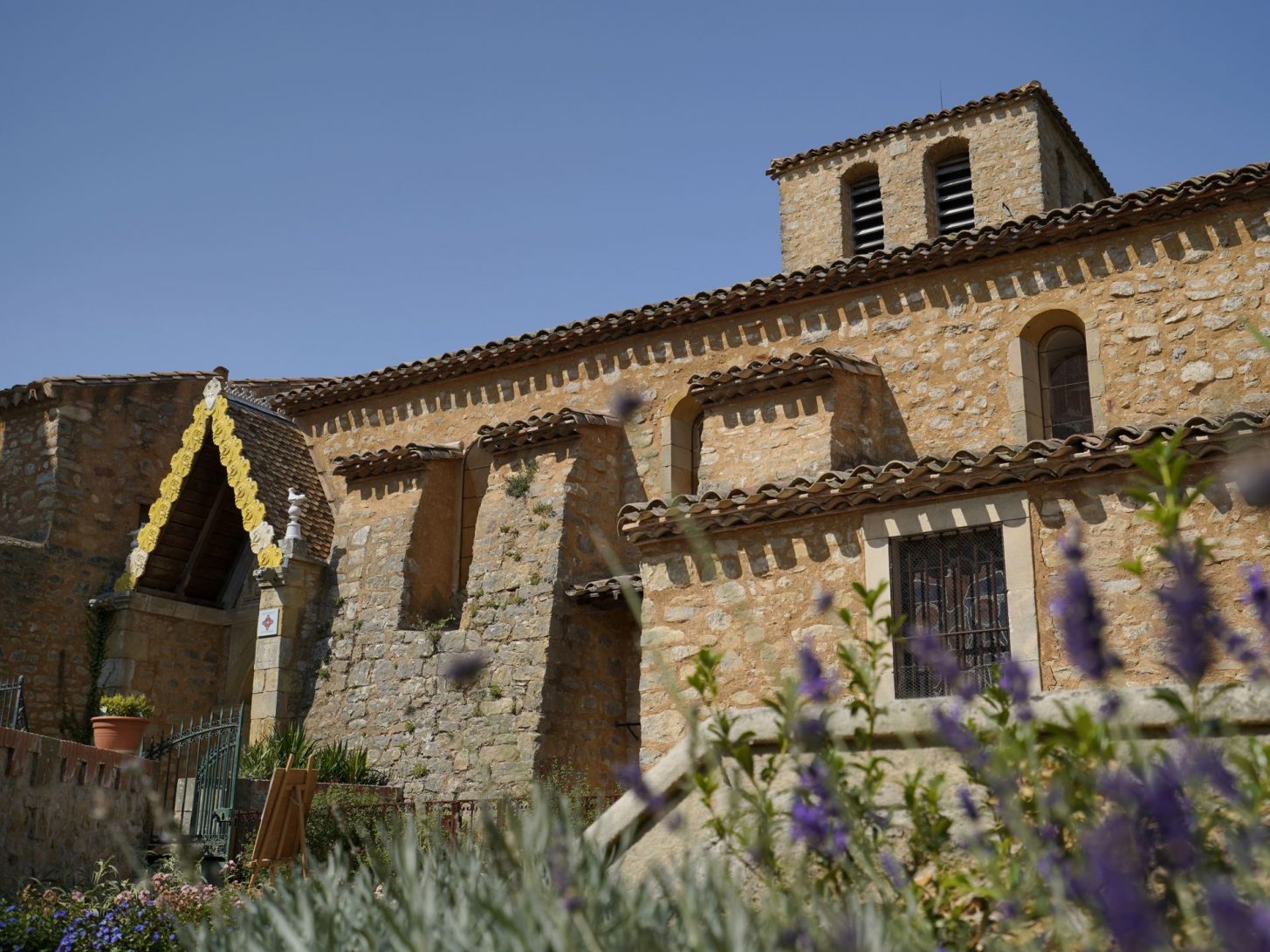 L'église de Rennes le Château garde ses mystères © Raphael Kann