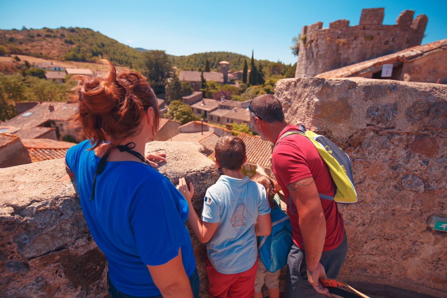 Visite en famille du château de Villerouge Terménes © Vincent Photographie, ADT de l'Aude