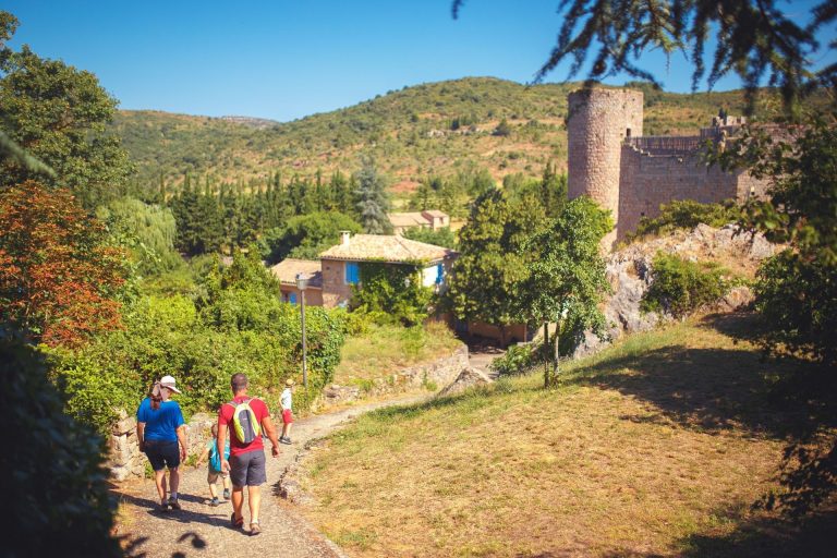 Visite en famille du château de Villerouge Terménes © Vincent Photographie, ADT de l'Aude