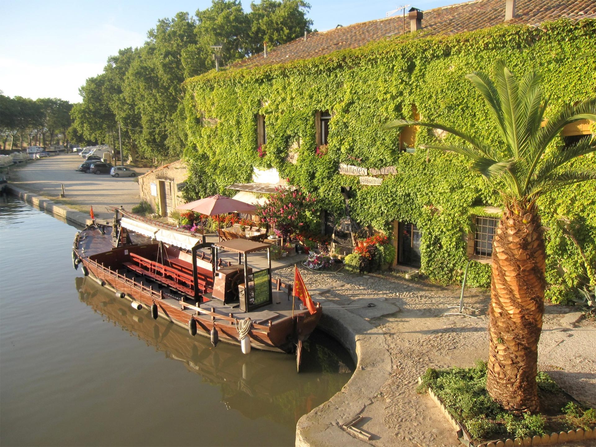 Promenade en bateau sur le Somail © La Capitane