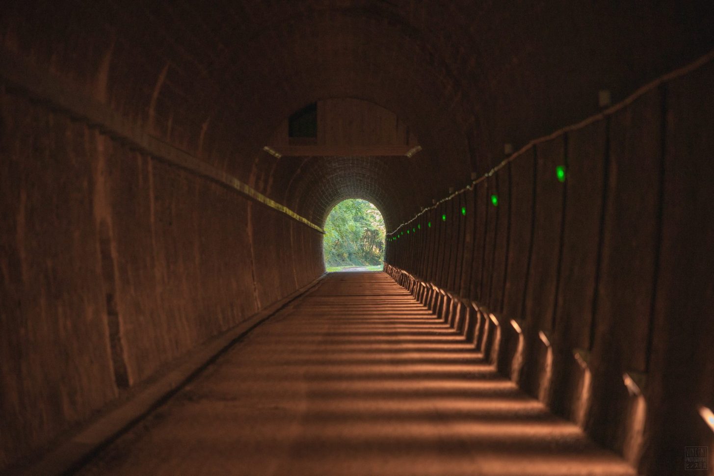 Tunnel sur le véloroute ©Vincent Photographie - ADT de l'Aude