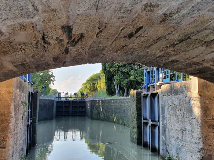 Ecluse sur le canal de Jonction © Canal Friend, ADT de l'Aude