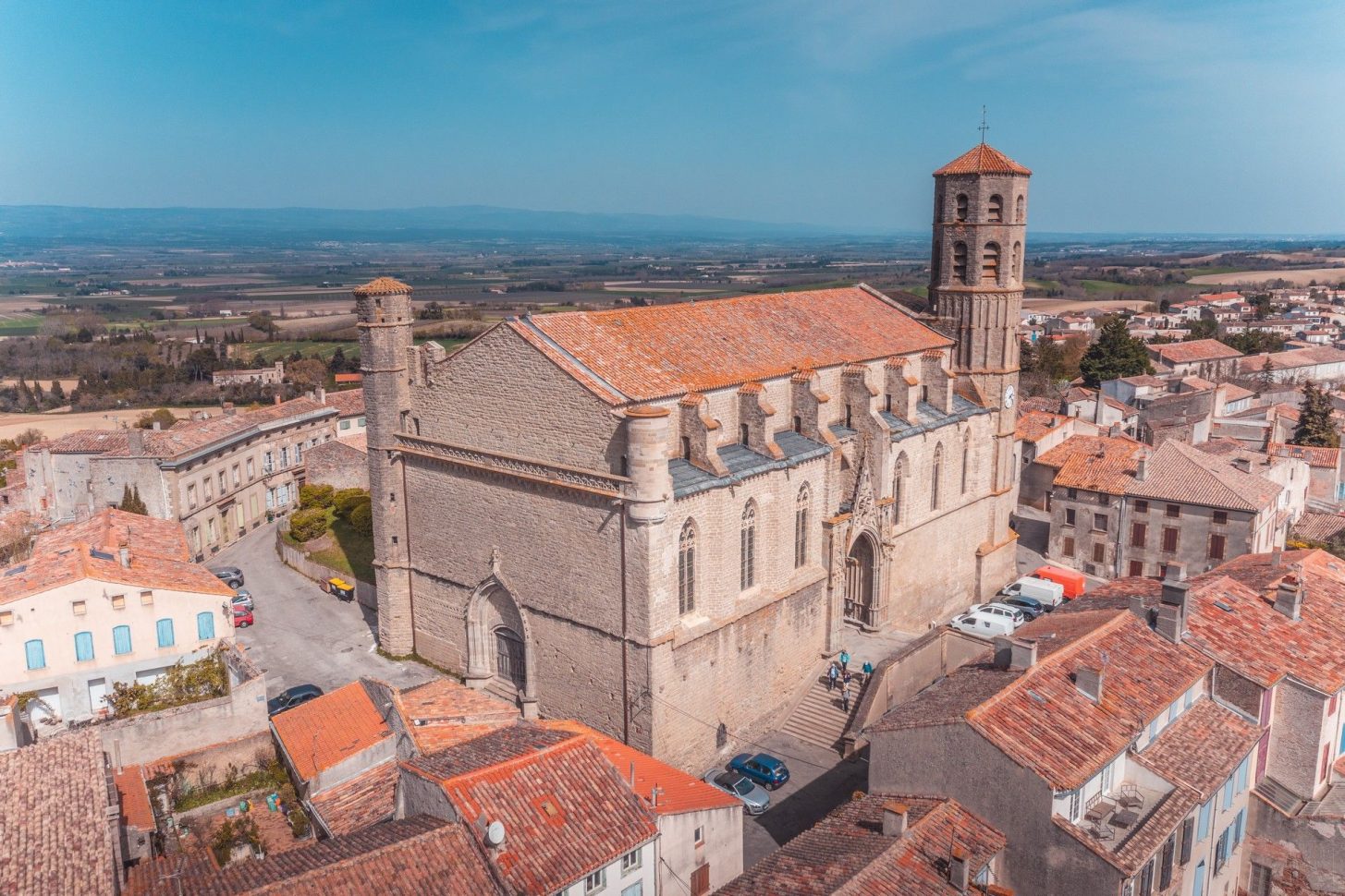 La Collégiale de Montréal sur le Saint Jacques de Compostelle dans l'Aude ©Vincent Photographie - ADT de l'Aude