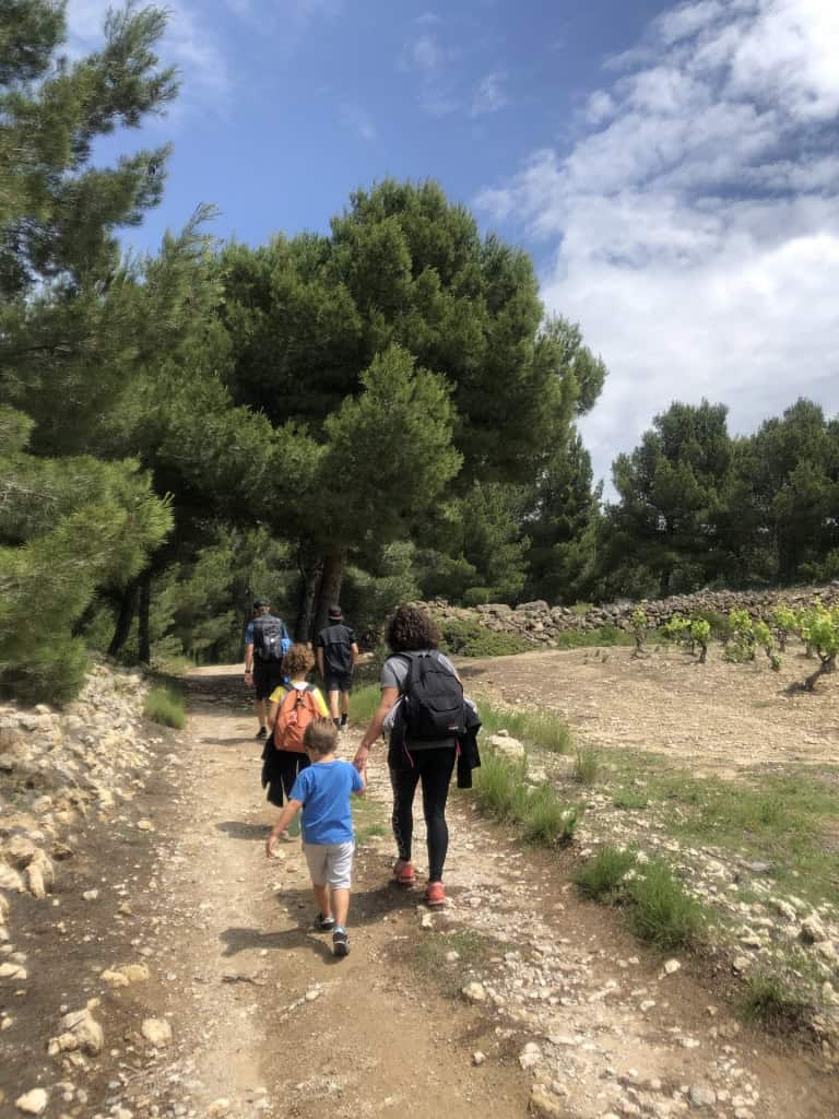 randonnée en famille sur la falaise, OT Leucate