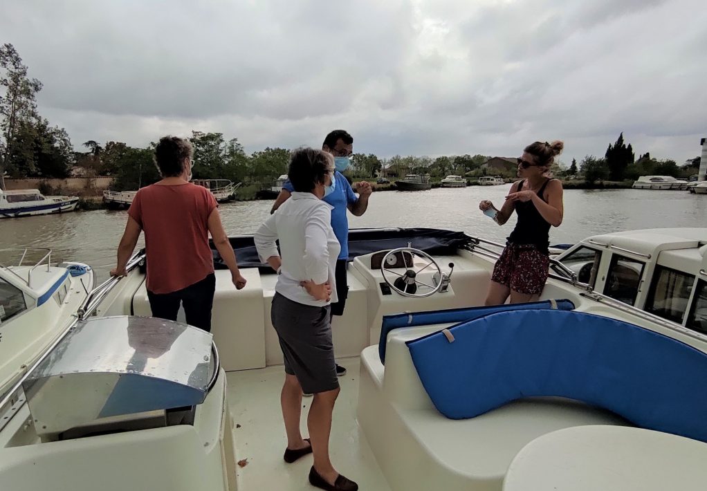 Navigation sur le canal du Midi, prise en main du bateau © Canal Friend, ADT de l'Aude