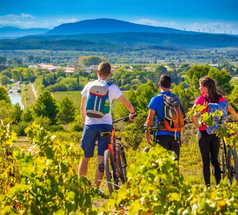 Balade à VTT dans les vignes de Paraza ©Céline Deschamps