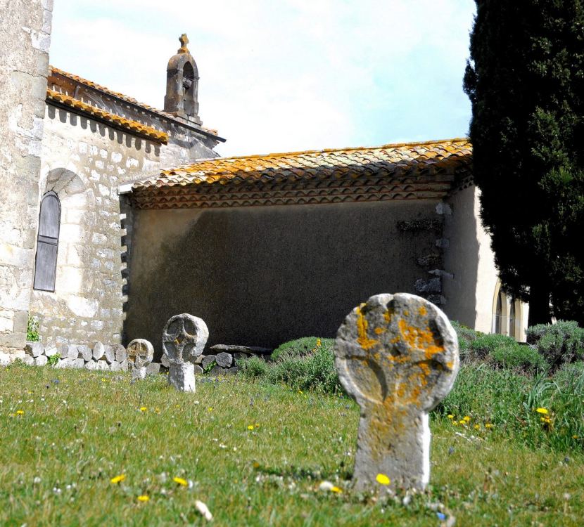 Croix discoïdales à Aragon ©Dominique Cosperec Villemarcheurs