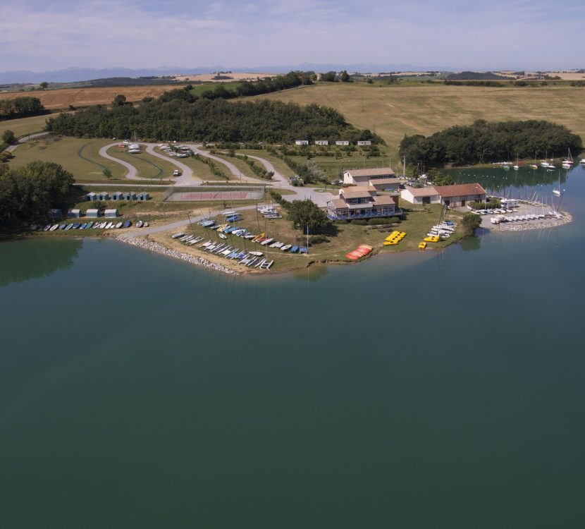 Le lac de la Ganguise, activité nautique ©Club de voile de Castelnaudary