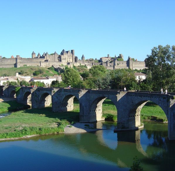 carcassonne-2004-08-cite-pont-vieux-aude-cr-omt-carcassonne