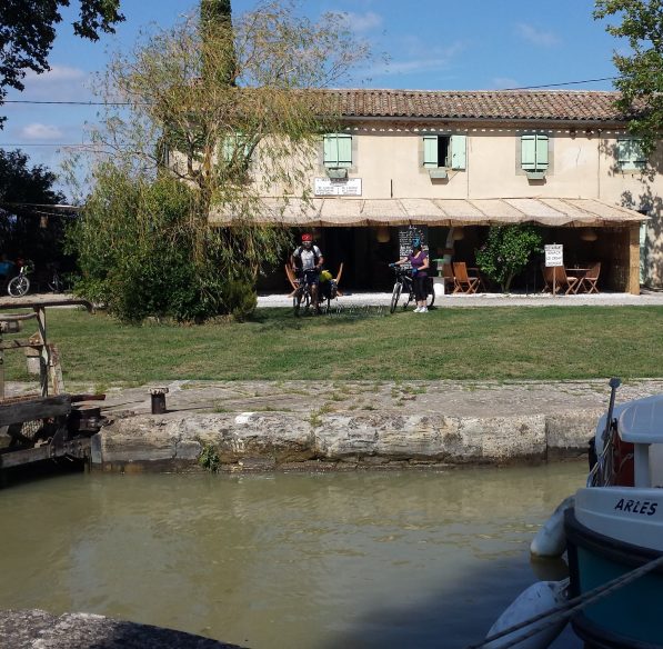 Carcassonne, écluse d'herminis, canal du midi