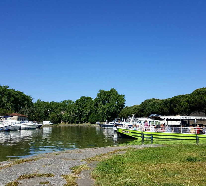 Carcassonne, port du canal du midi