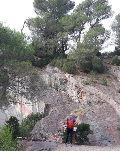 Le sentier du marbre à Caunes minervois, Escapade nature sans voiture, crédit Pierre le Douaron