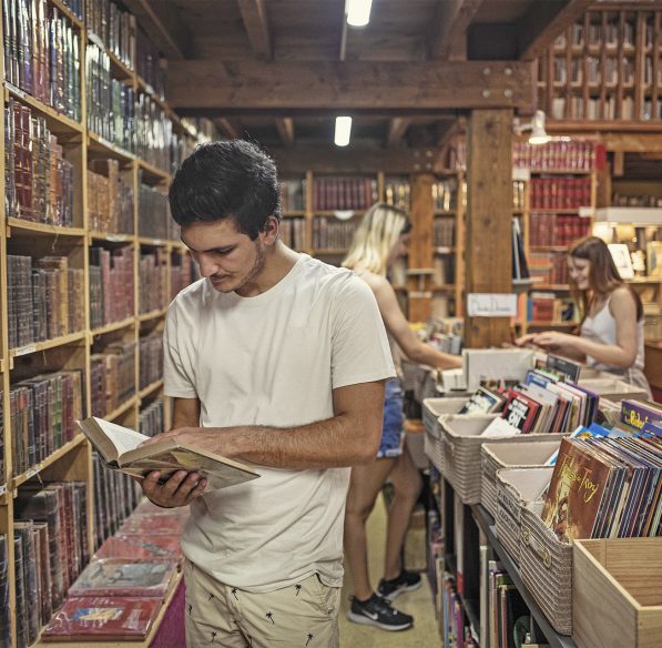 Le Trouve Tout du Livre, librairie au Somail ©Idriss Bigou-Gilles - ADT de l'Aude