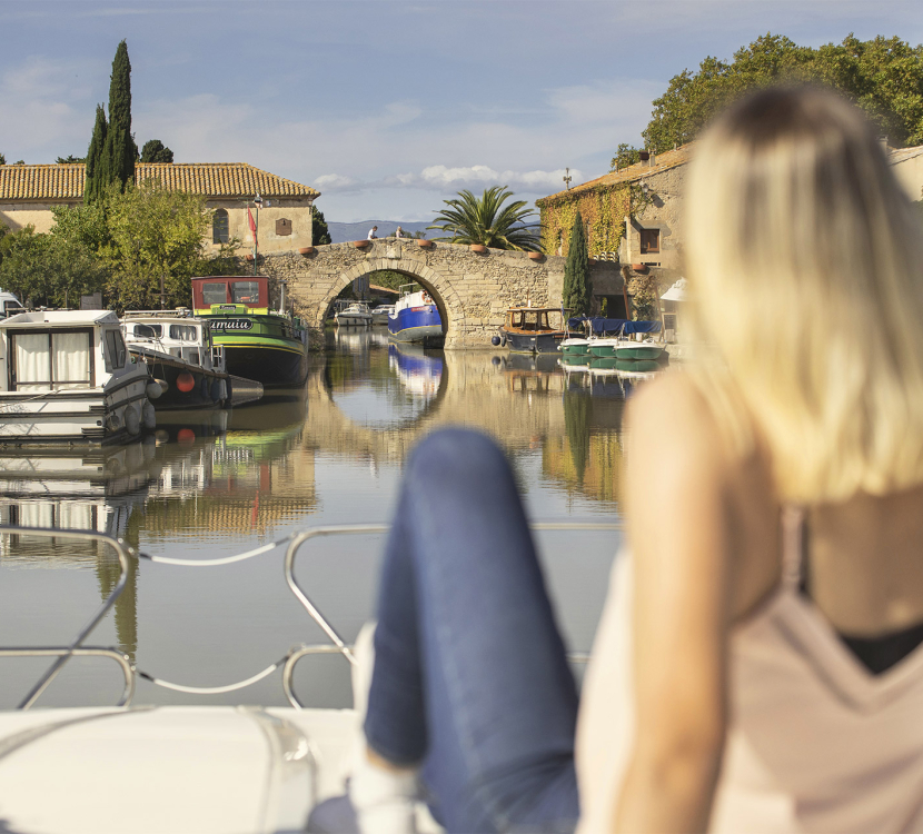 Balade en bateau sur le Canal du Midi au Somail ©Idriss Bigou-Gilles - ADT de l'Aude