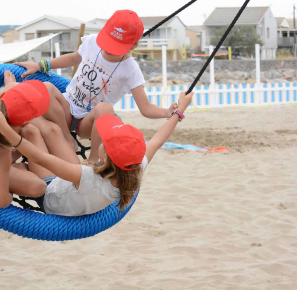 Au club du petit gruissanot en famille ©Office de Tourisme de Gruissan