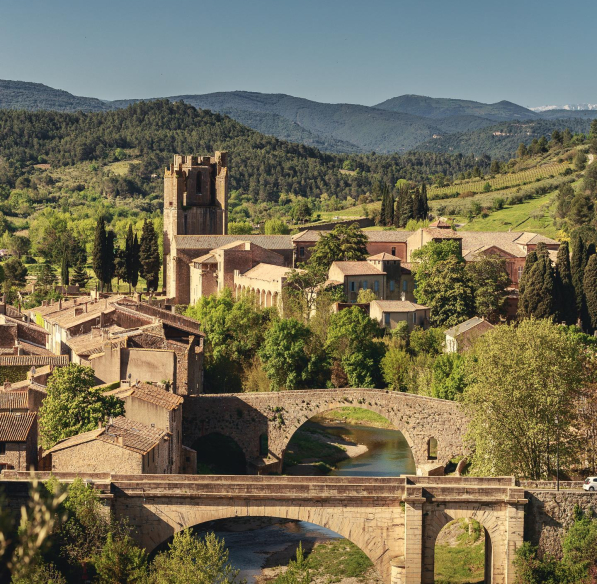 La cité médiévale de Lagrasse et son abbaye © Vincent Photographie, ADT de l'Aude