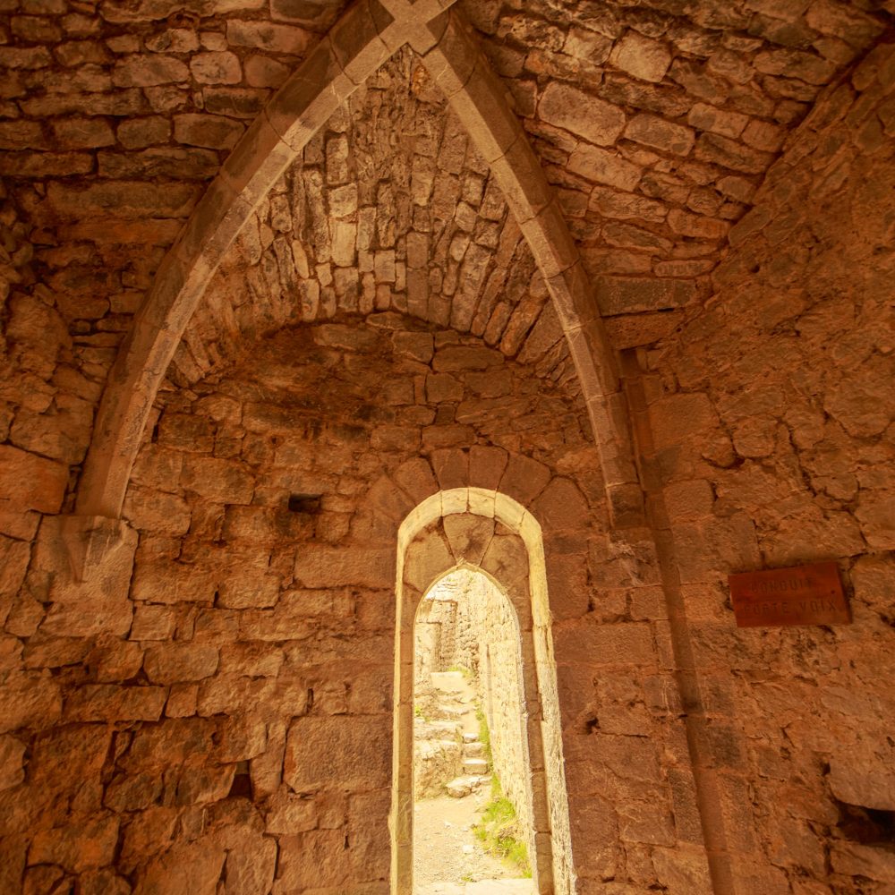 Lapradelle-puilaurens, chateau, tour dame blanche