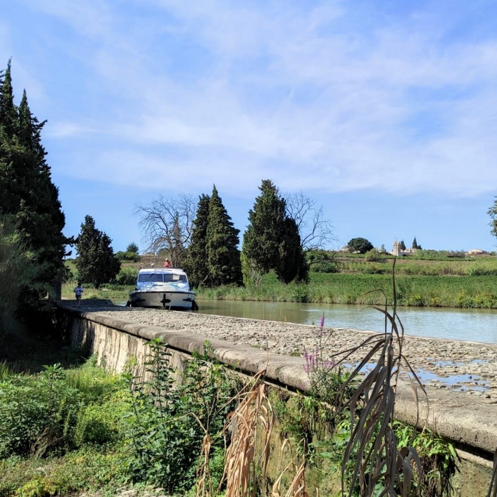 Paraza, le pont-canal du Rupèdre, navigation © Canal Friend, ADT de l'Aude