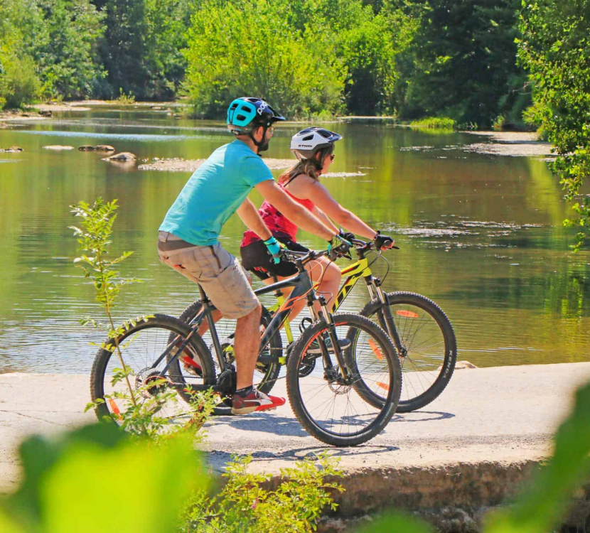 Passage à gué à Ribaute, Escapade nature sans voiture, crédit Céline Deschamps, PTCM