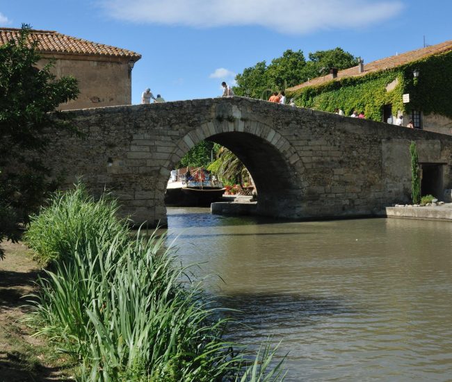 le Somail , sur le canal du Midi © J. Belondrade, OT Grand Narbonne Tourisme