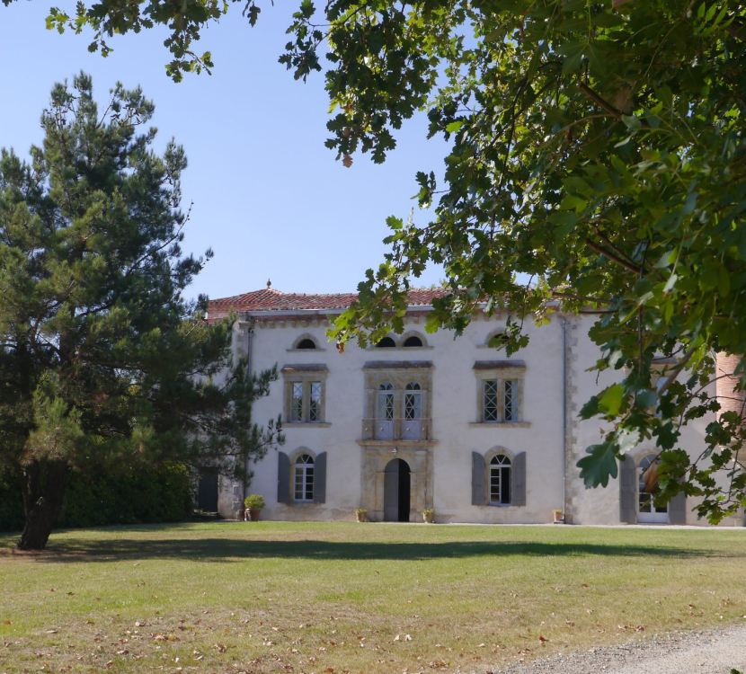 Chambres d’hôte, Le château de ma mère à Soupex, crédit : le château de la mère