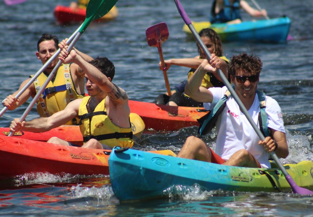 Kayak en famille sur l'étang de Pissevache @Glisse & Kite