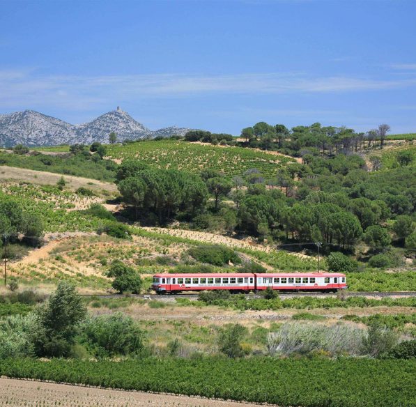 Balade à bord du Train Rouge Pays Cathare